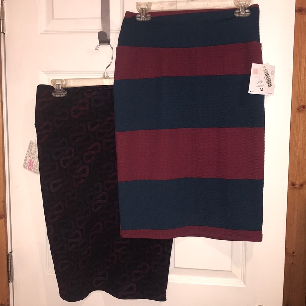 2 Brand New LuLaRoe Cassie Skirt